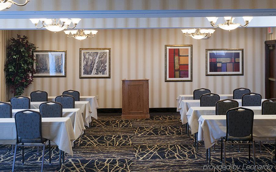 Holiday Inn Express Hotel & Suites Youngstown North-Warren/Niles By Ihg Kinh doanh bức ảnh